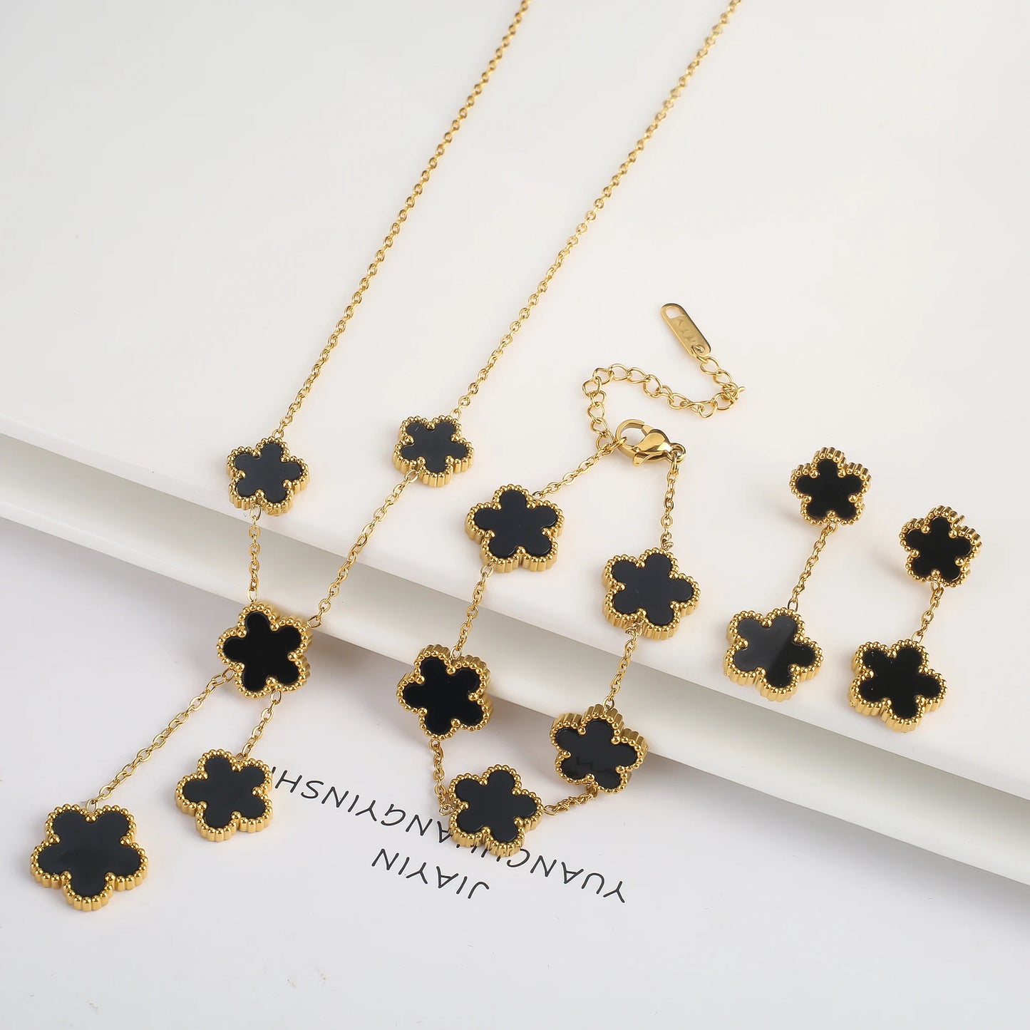 Pulseira & Colar Trevo De Cinco Folhas