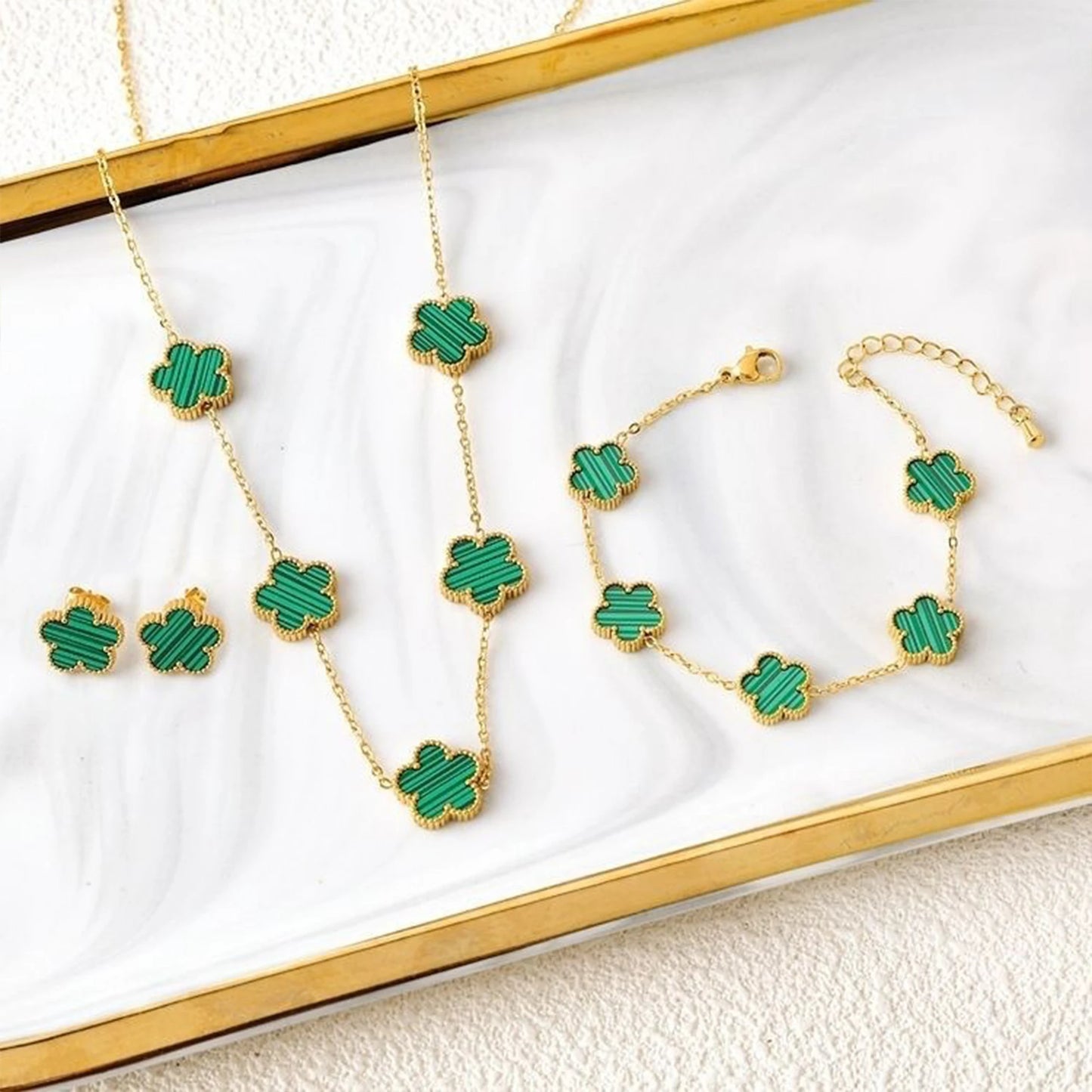Pulseira & Colar Trevo De Cinco Folhas