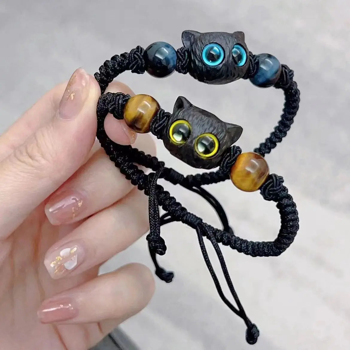Pulseira de Gato para Casal estilo Neogótico