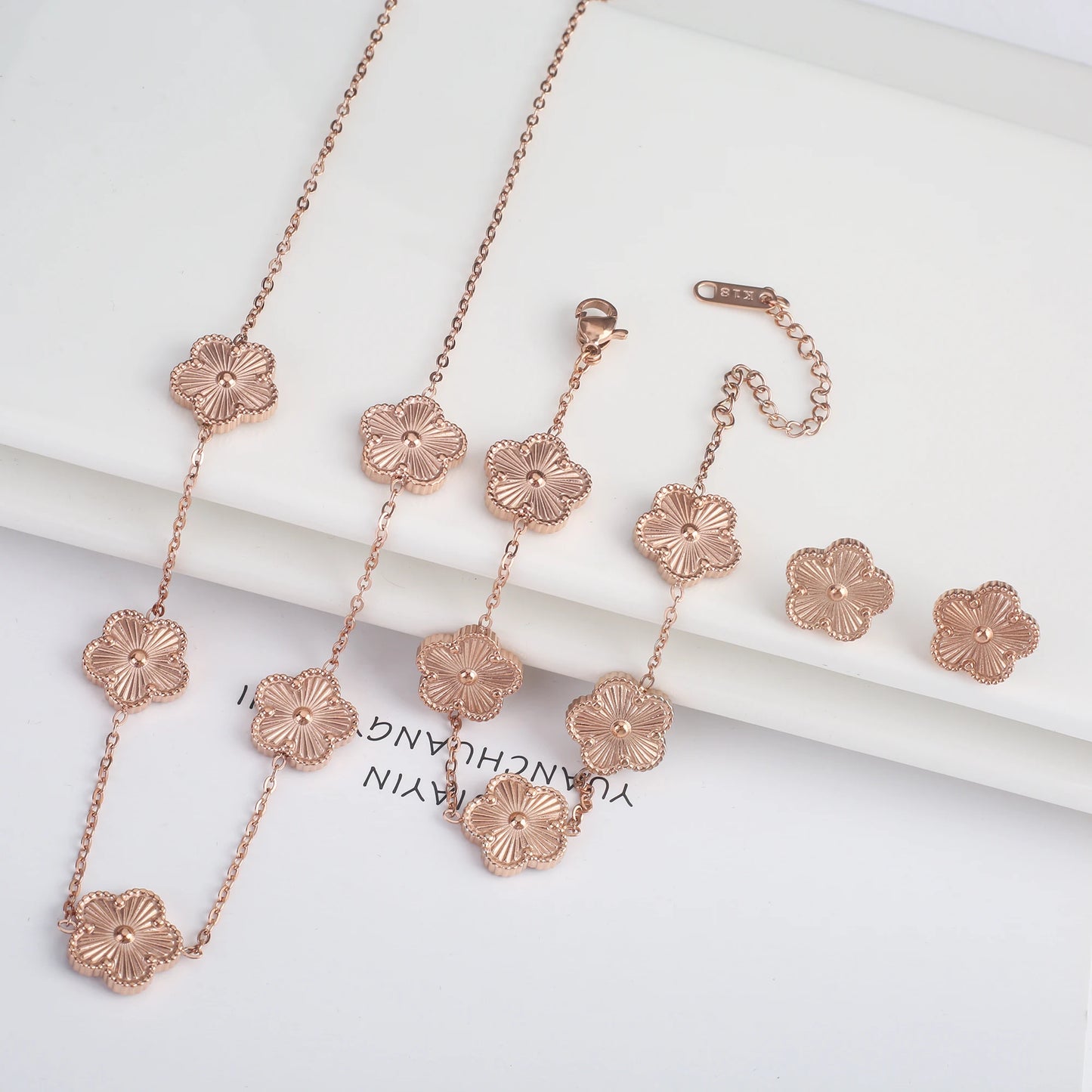 Pulseira & Colar Trevo De Cinco Folhas