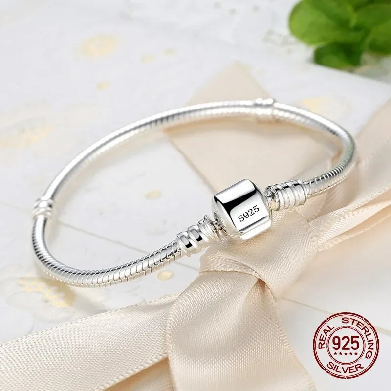 Pulseira Minimalista Doteffil com Pingente Prata